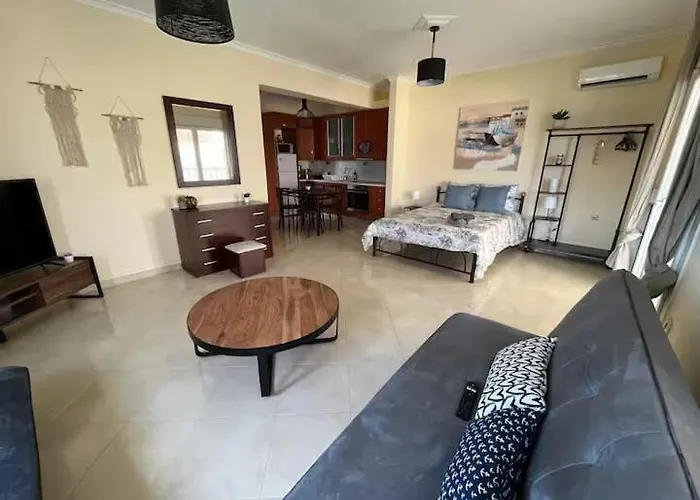 King George Apartment *