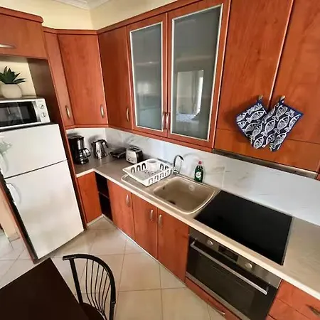 King George * Korinós