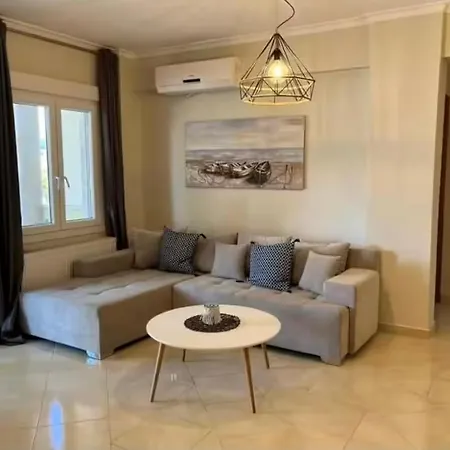 King George Korinós