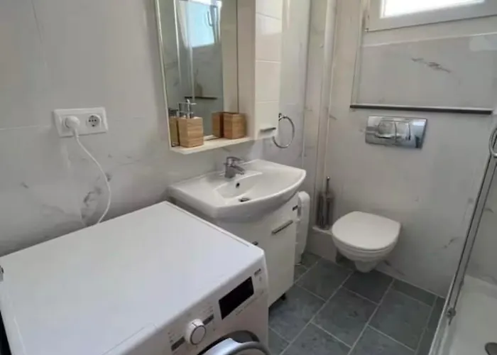 King George * Korinós